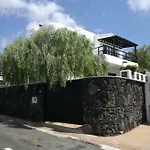 Sorondongo & Garden Villa